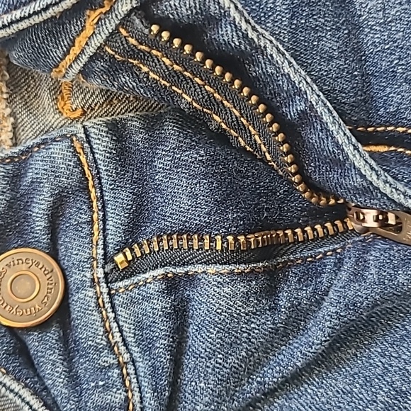 Vineyard Vines Jeans - Picture 3 of 6